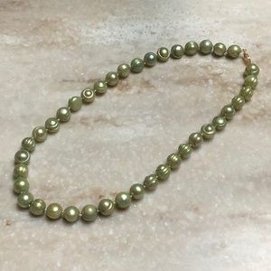 😍14 Kt Yellow Gold Green Ringed Pearls😍NWOT